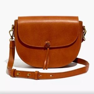 Madewell The Elsewhere Tie Saddlebag in Leather Crossbody Tan